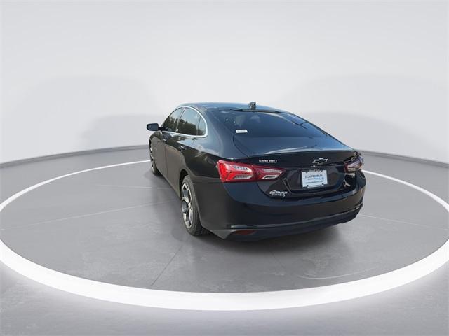 Photo of 2022 Mosaic Black Metallic Chevrolet Malibu