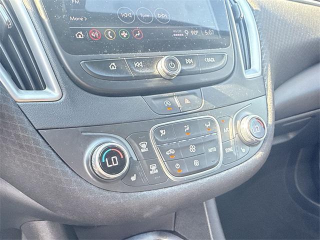 Photo of 2022 Mosaic Black Metallic Chevrolet Malibu