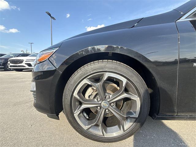 Photo of 2022 Mosaic Black Metallic Chevrolet Malibu