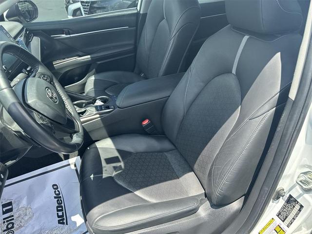 Photo of 2021 White Toyota Camry