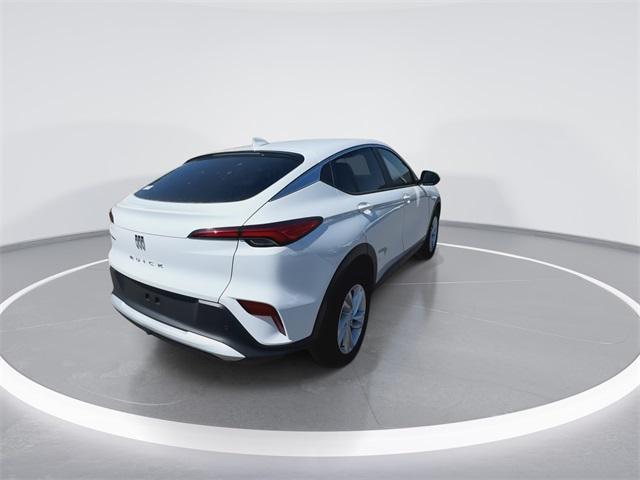 Photo of 2025 Summit White Buick Envista