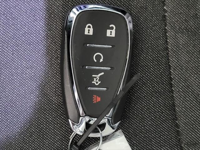 Photo of 2019 Mosaic Black Metallic Chevrolet Equinox