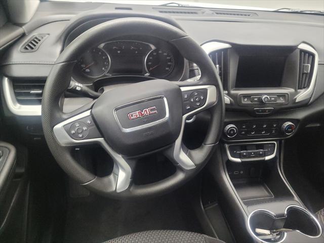 Photo of 2024 Summit White GMC Terrain