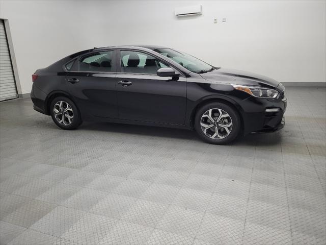 Photo of 2021 Aurora Black Kia Forte