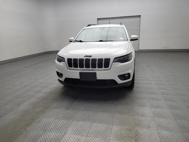 Photo of 2020 Bright White Clearcoat Jeep Cherokee
