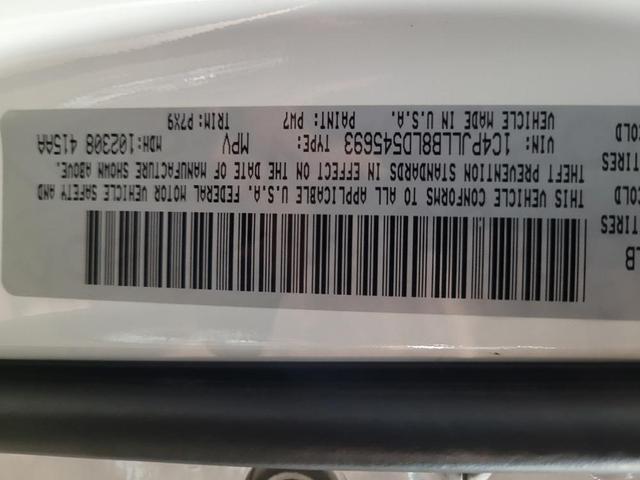 Photo of 2020 Bright White Clearcoat Jeep Cherokee
