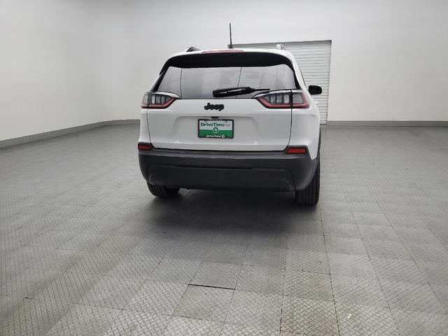 Photo of 2020 Bright White Clearcoat Jeep Cherokee