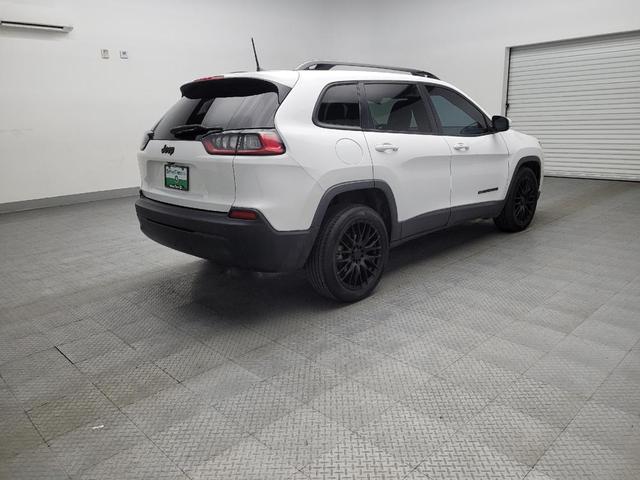 Photo of 2020 Bright White Clearcoat Jeep Cherokee