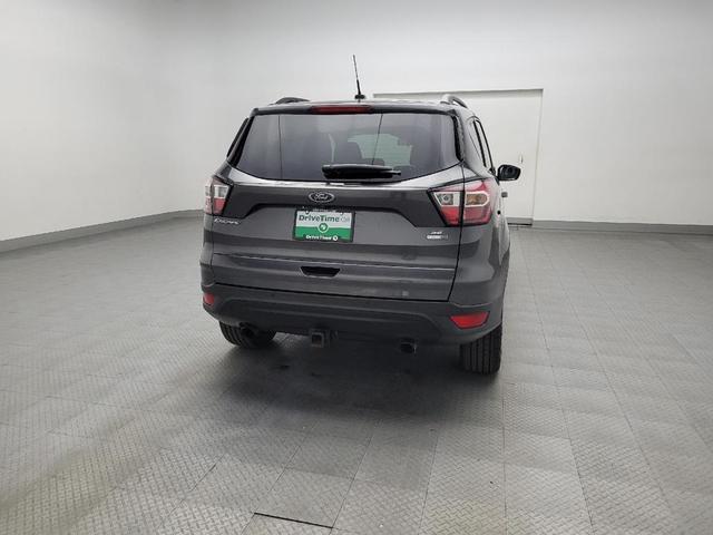 Photo of 2017 Magnetic Metallic Ford Escape