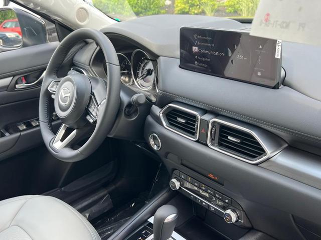 Photo of 2025 Jet Black Mazda CX-5