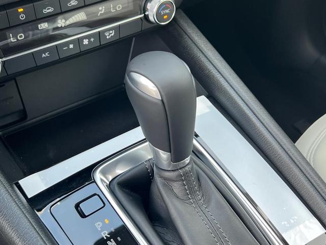 Photo of 2025 Jet Black Mazda CX-5