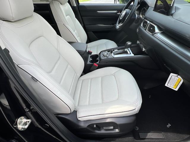Photo of 2025 Jet Black Mazda CX-5