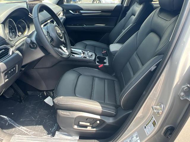 Photo of 2025 Quartz Metallic Mazda CX-5