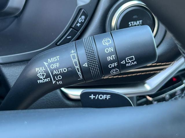 Photo of 2025 Platinum Mazda CX-90