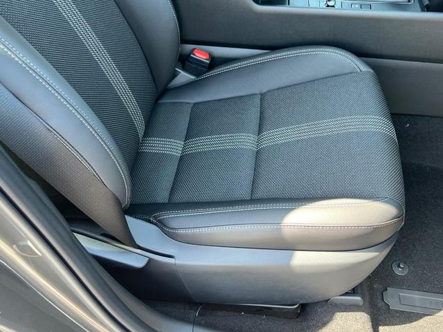 Photo of 2025 Machine Gray Mazda CX-50 Hybrid