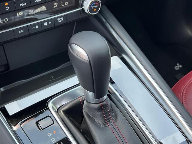 Photo of 2025 Gray Metallic Mazda CX-5