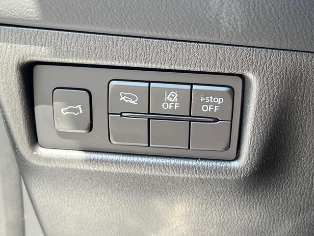 Photo of 2025 Gray Metallic Mazda CX-5