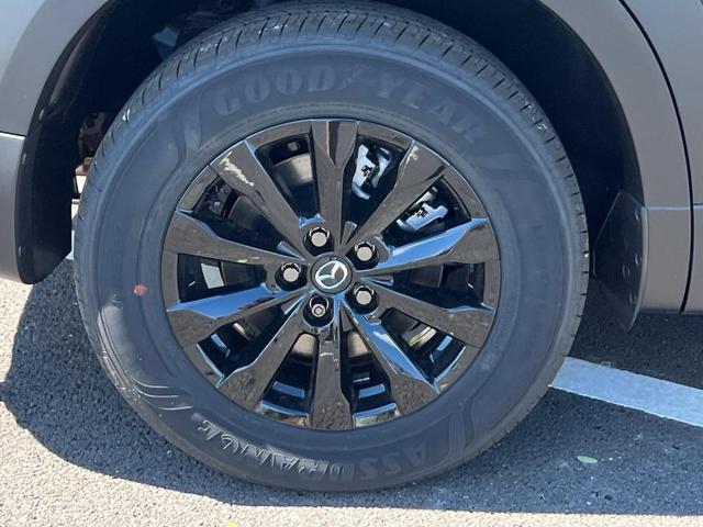 Photo of 2025 Machine Gray Metallic Mazda CX-50
