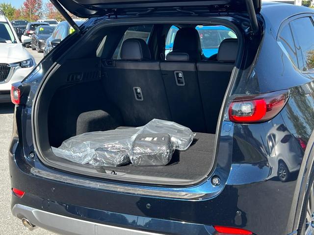 Photo of 2025 Deep Crystal Blue Mica Mazda CX-5