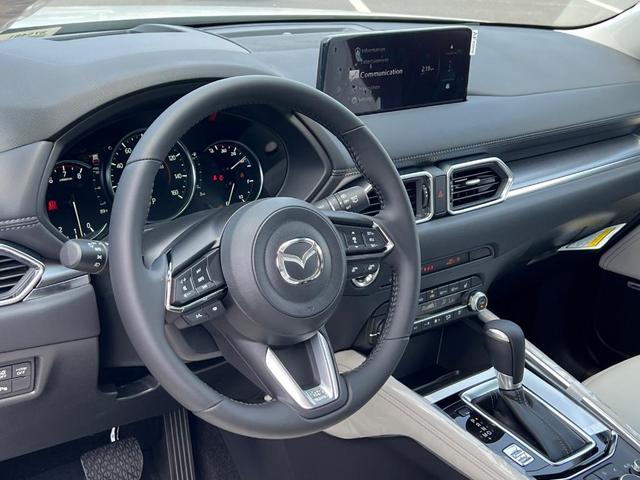 Photo of 2025 White Metallic Mazda CX-5
