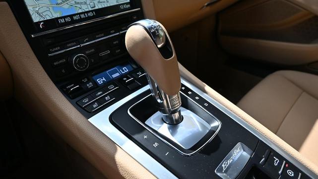Photo of 2014 Mahogany Porsche Boxster