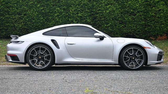 Photo of 2025 Silver Porsche 911