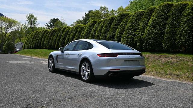 Photo of 2018 Rhodium Silver Porsche Panamera