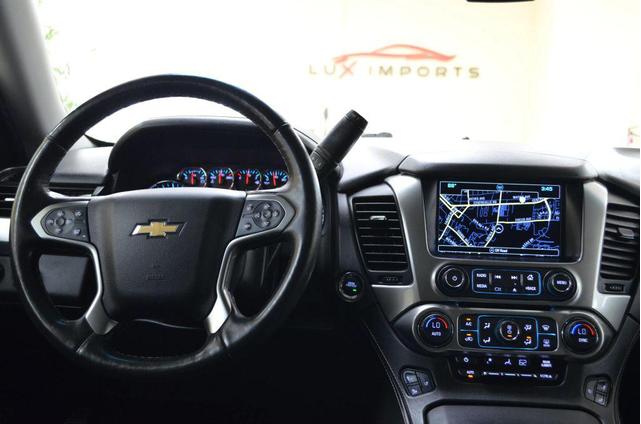 Photo of 2017 White Chevrolet Tahoe