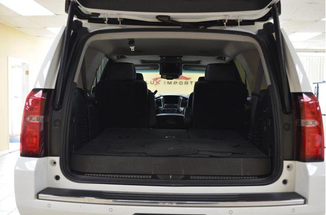 Photo of 2017 White Chevrolet Tahoe