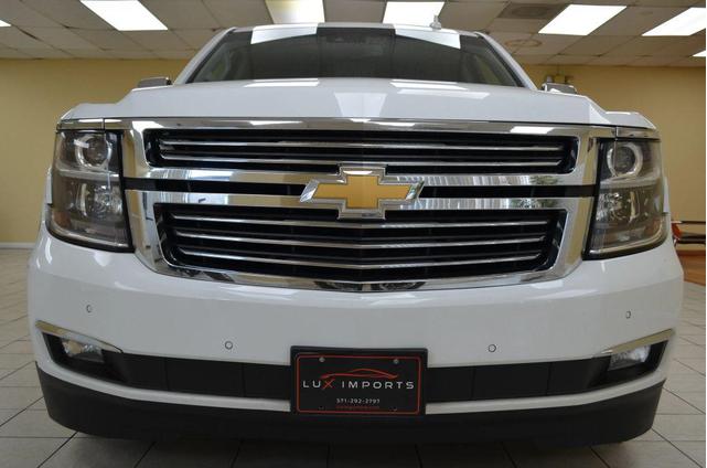Photo of 2017 White Chevrolet Tahoe