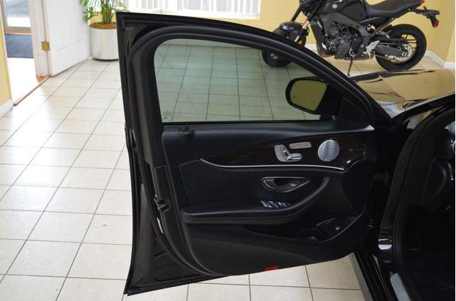 Photo of 2018 Black Mercedes-Benz E-Class