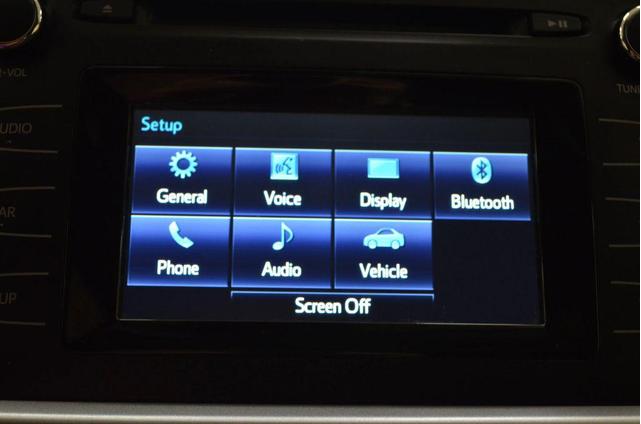 Photo of 2017 Black Toyota Highlander
