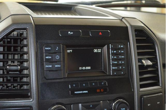 Photo of 2019 White Ford F-350
