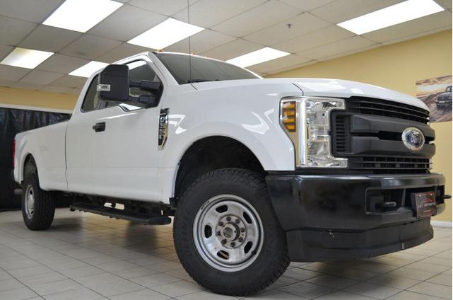 Photo of 2019 White Ford F-350