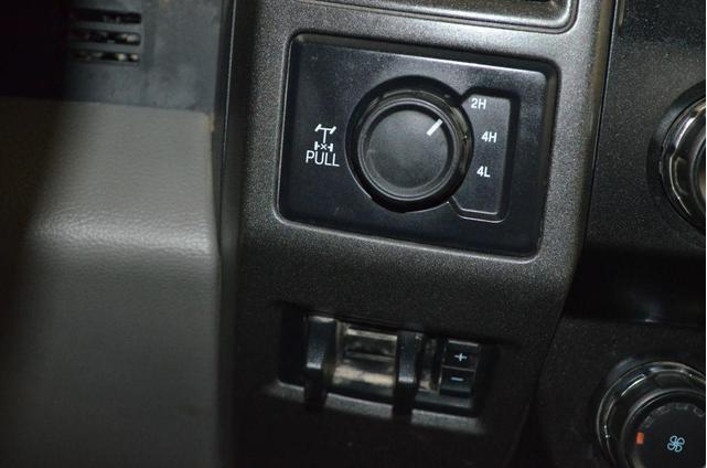 Photo of 2019 White Ford F-350