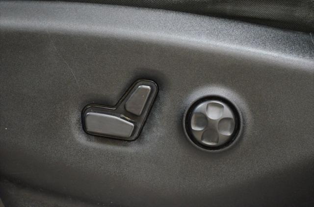 Photo of 2018 Black Chrysler Pacifica