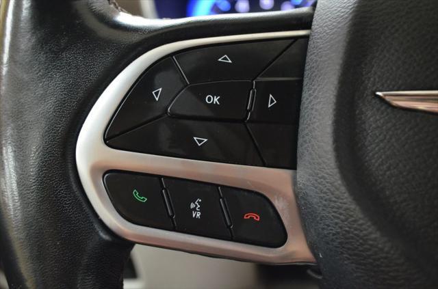 Photo of 2018 Black Chrysler Pacifica