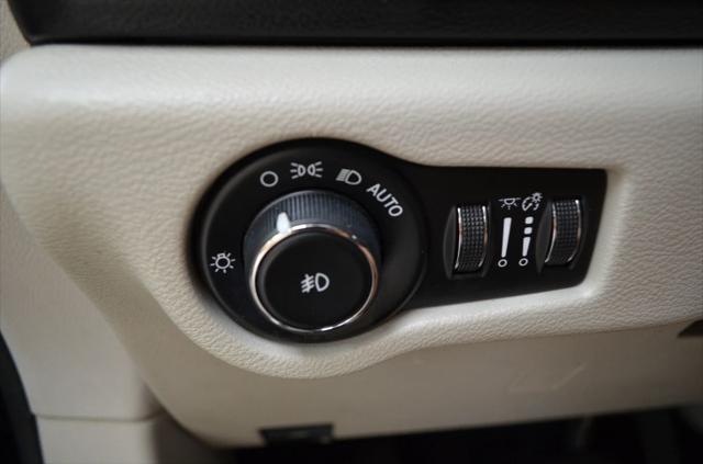 Photo of 2018 Black Chrysler Pacifica