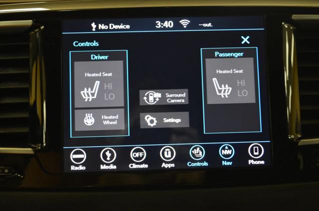 Photo of 2018 Black Chrysler Pacifica