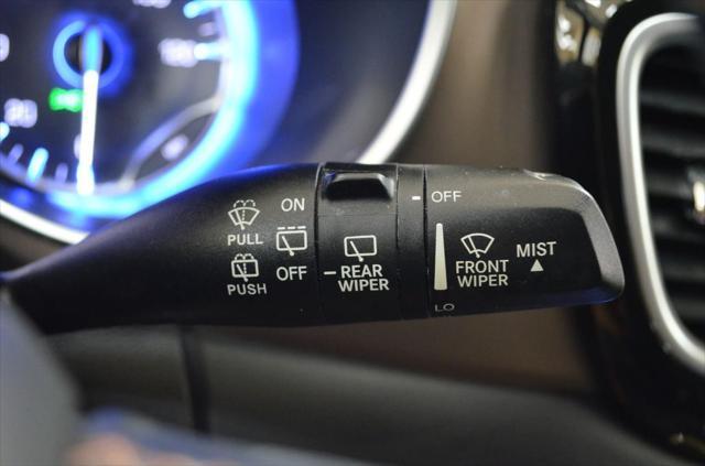 Photo of 2018 Black Chrysler Pacifica