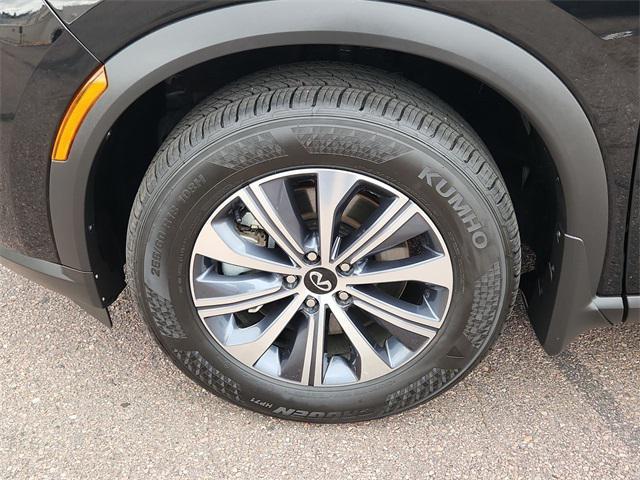 Photo of 2025 Mineral Black INFINITI QX60