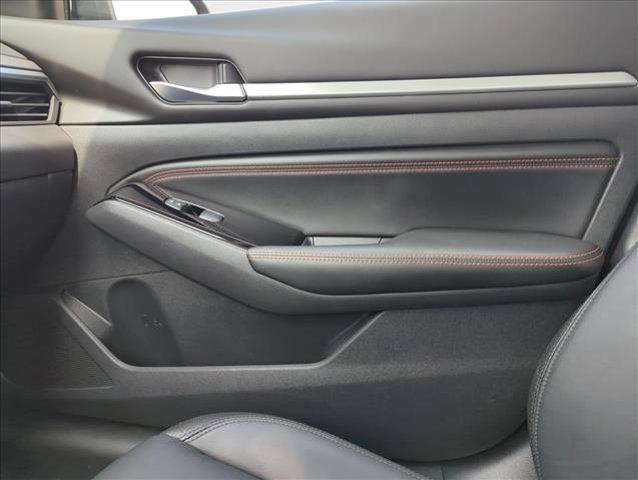 Photo of 2023 Scarlet Ember Tintcoat Nissan Altima