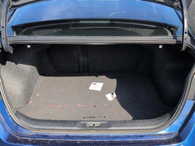 Photo of 2020 Deep Blue Pearl Nissan Altima