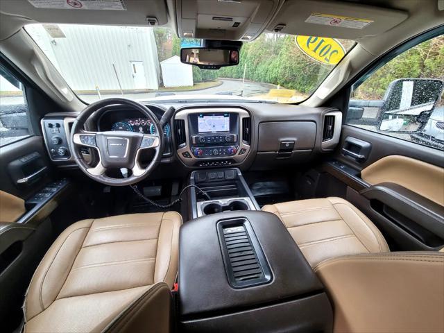 Photo of 2019 White GMC Sierra 3500