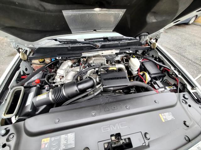 Photo of 2019 White GMC Sierra 3500