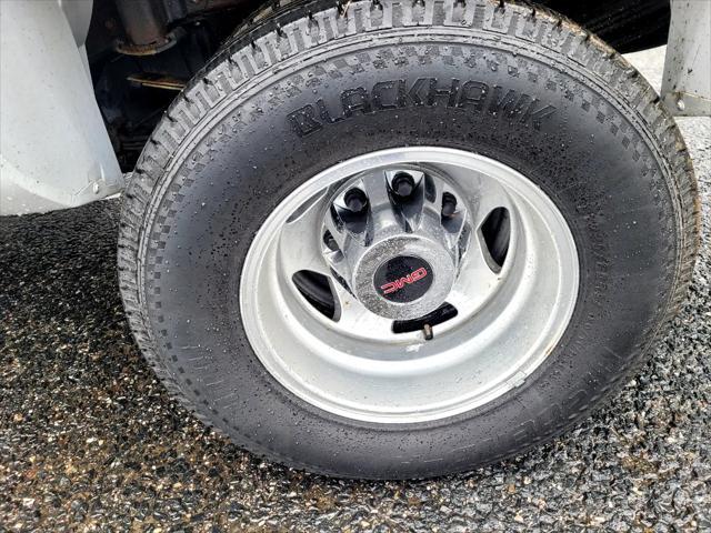 Photo of 2019 White GMC Sierra 3500