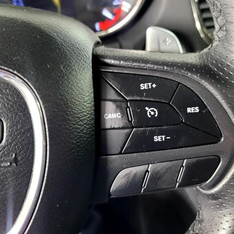 Photo of 2018 White Knuckle Clearcoat Dodge Durango