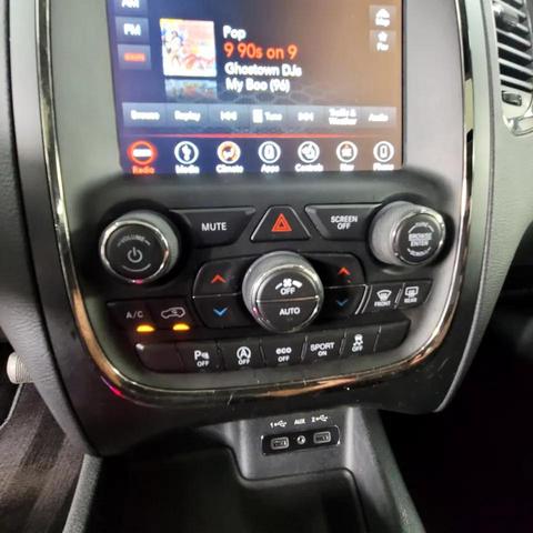 Photo of 2018 White Knuckle Clearcoat Dodge Durango