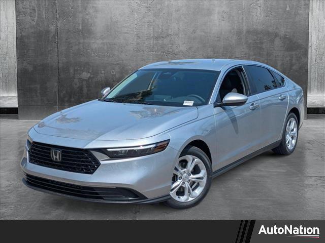 Photo of 2025 Solar Silver Metallic Honda Accord