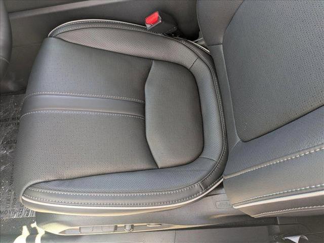 Photo of 2025 Platinum White Pearl Honda Pilot